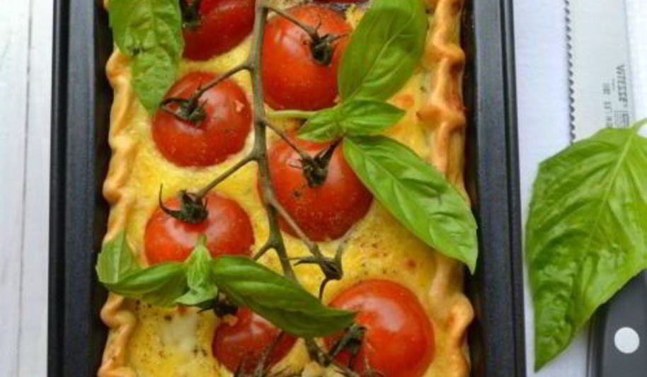 Рецепт киша с черри и греческим сыром