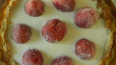 клубничный пирог с заливкой