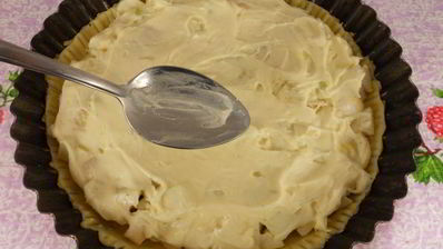 песочный пирог с яблоками и заварным сметанным кремом