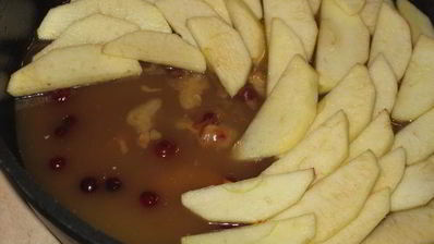 пирог татен песочный яблоки с клюквой