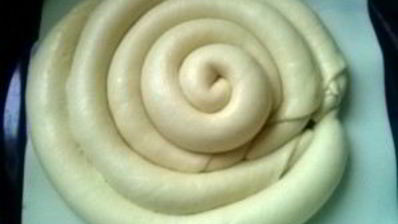 пирог улитка с вишней