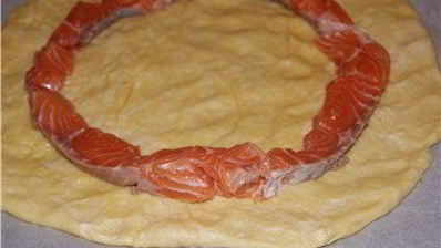 рыбный пирог с лососем