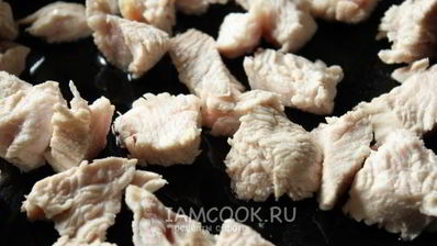 быстрые пирожки с курицей и брынзой