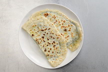 Кутабы с зеленью