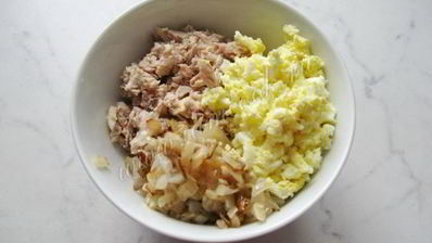 пирожки быстрые с курицей и яйцом