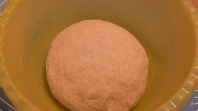 пирожки из муки с фаршем и творожным сыром