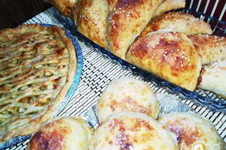 Пирожки из сырного теста