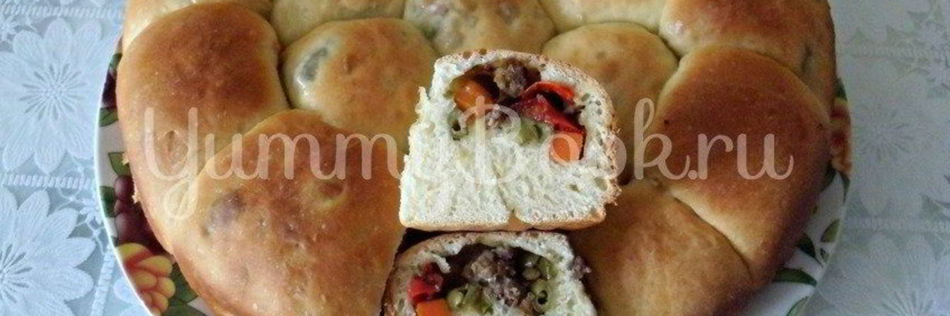 Пирожки с фаршем и овощами