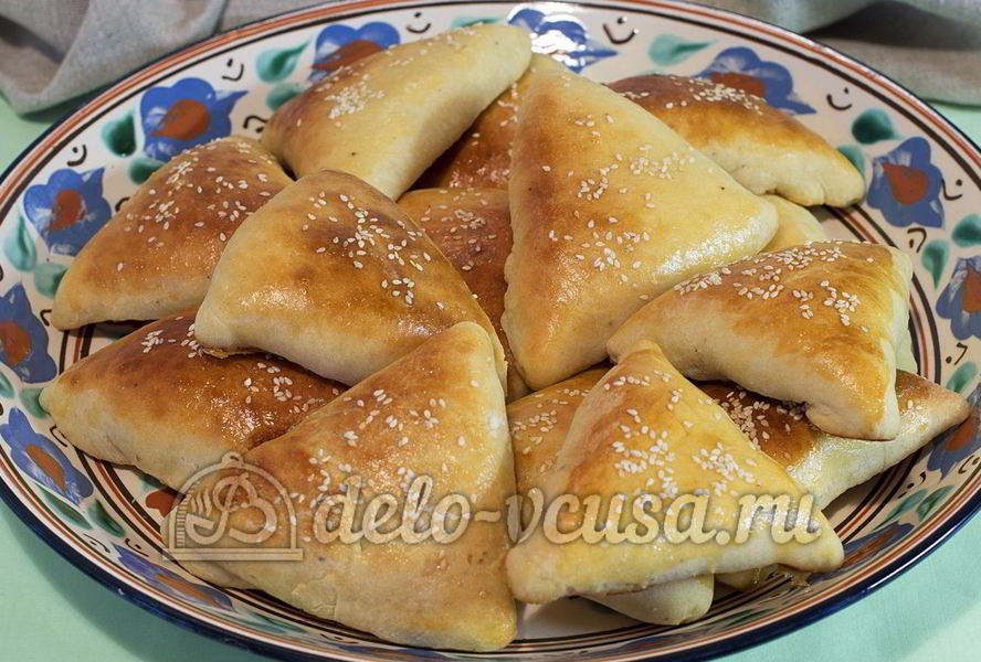 Пирожки с капустой и яйцом в духовке