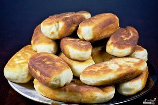 Пирожки с мясом и рисом