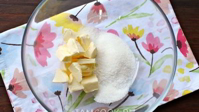 сдобные пирожки с яблоками в духовке