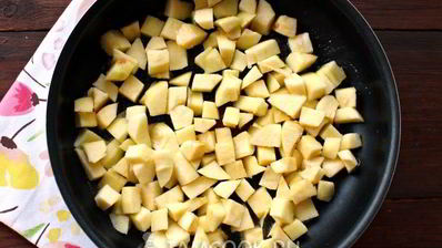 сдобные пирожки с яблоками в духовке