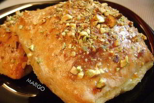 Творожно-сырные пирожки со шпинатом