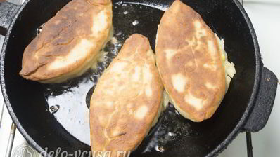 жареные пирожки с начинкой