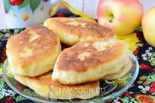 Жареные пирожки с яблоками
