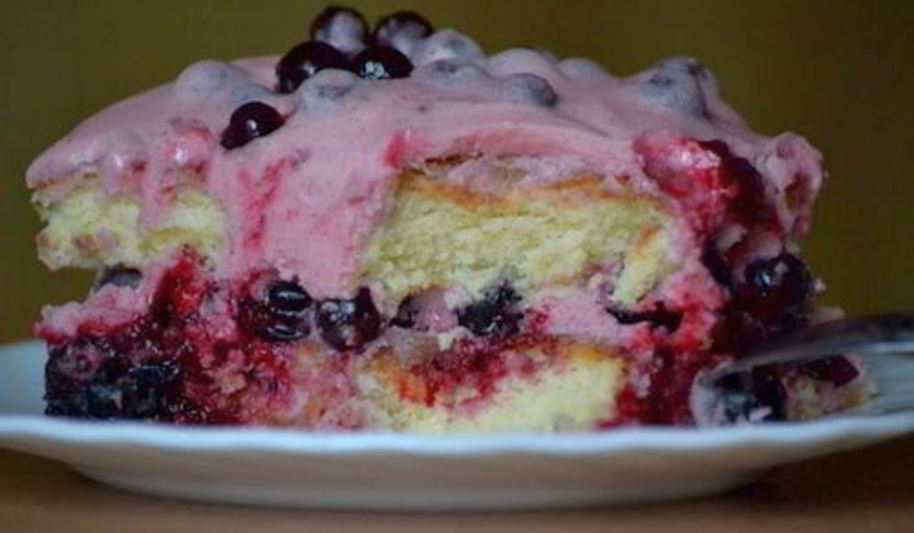 Рецепт бисквитного пирожного ягодка