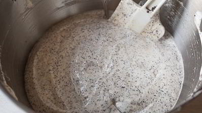 маковое пирожное с апельсиновым кремом