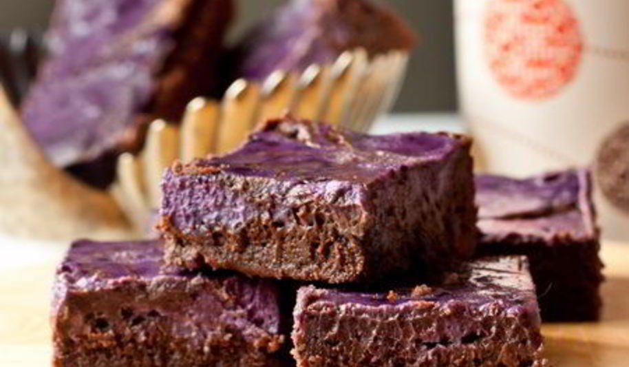 Рецепт мраморных брауни с сырно-черничной прослойкой