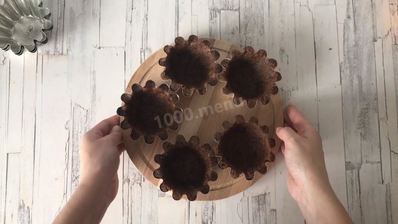 песочные корзиночки с фруктами пирожные