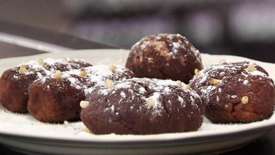 пирожное картошка с кедровыми орешками