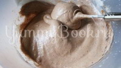 пирожные шоколадное безе с орехами