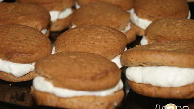 шоколадные пирожные с кремом