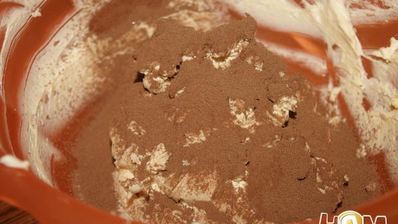 шоколадные пирожные с кремом