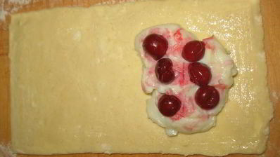 творожные пирожные с вишней