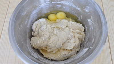 пицца пепперони с жаренной моцареллой