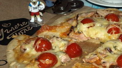 пицца с карбонадом