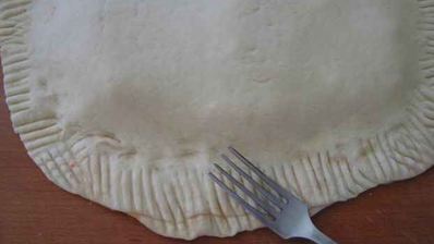 пицца с тунцом и ветчиной