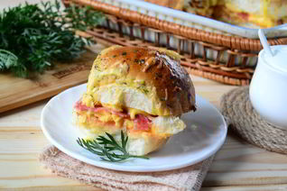 Пицца в мягких булочках