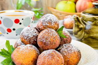 Банановые пончики