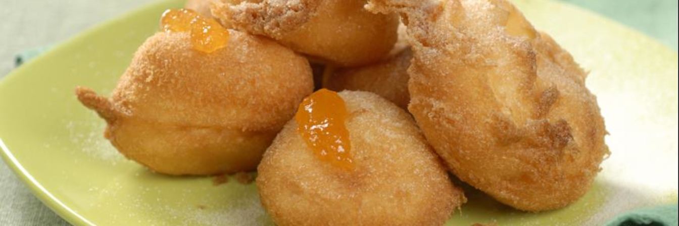 Пончики с абрикосами