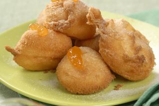 Пончики с абрикосами