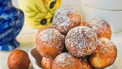 простые пончики на сгущенке