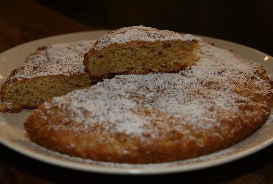 Апельсиновая коврижка с кедровыми орешками