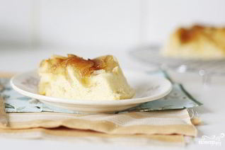 Быстрая шарлотка с яблоками