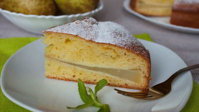 грушевая шарлотка