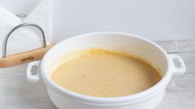 классическая шарлотка с яблоками и нектаринами