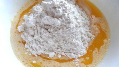 шарлотка с нектаринами