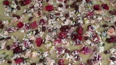 штрудель с лососем, фасолью и рикоттой