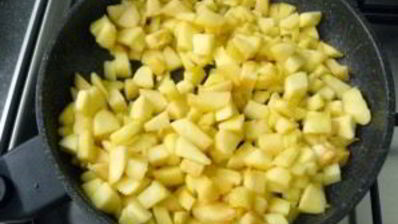 яблочный штрудель из готового слоеного теста