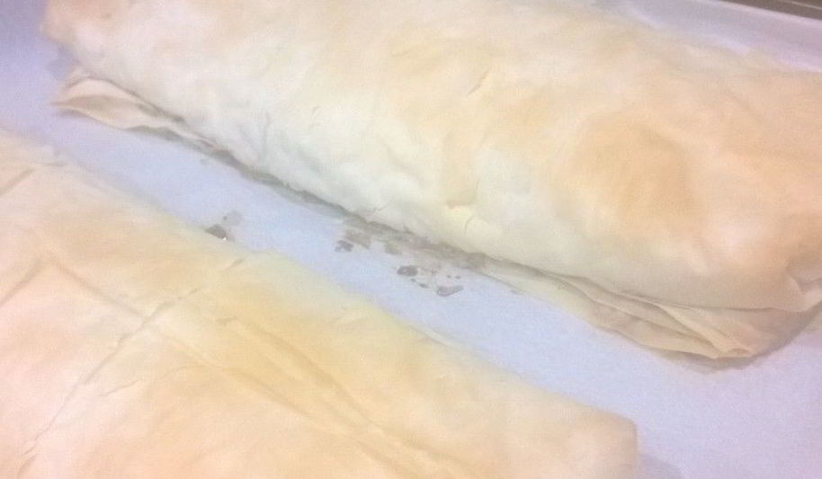 Рецепт яблочного штруделя из теста фило