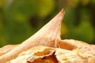 Слоеные конвертики из фило с тыквой и фетой