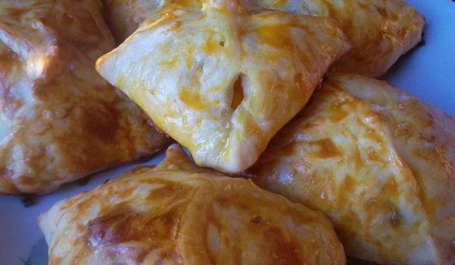 Рецепт слоеных конвертиков с персиком