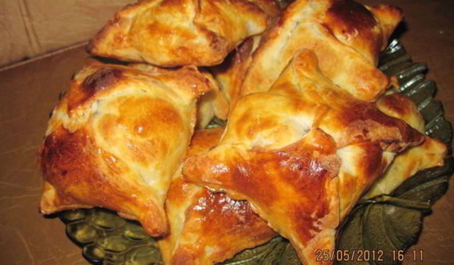 Рецепт слоек с бананом и шоколадом