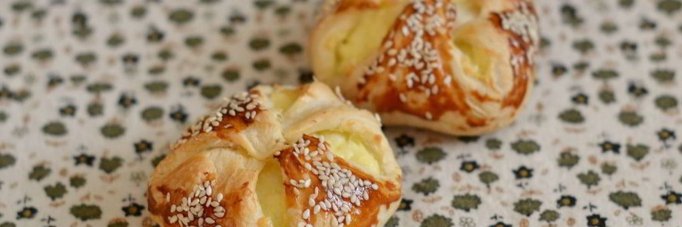 Слойки с сыром