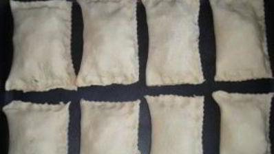 слойки с яблоками из слоеного теста