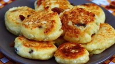 сырники из творога с изюмом